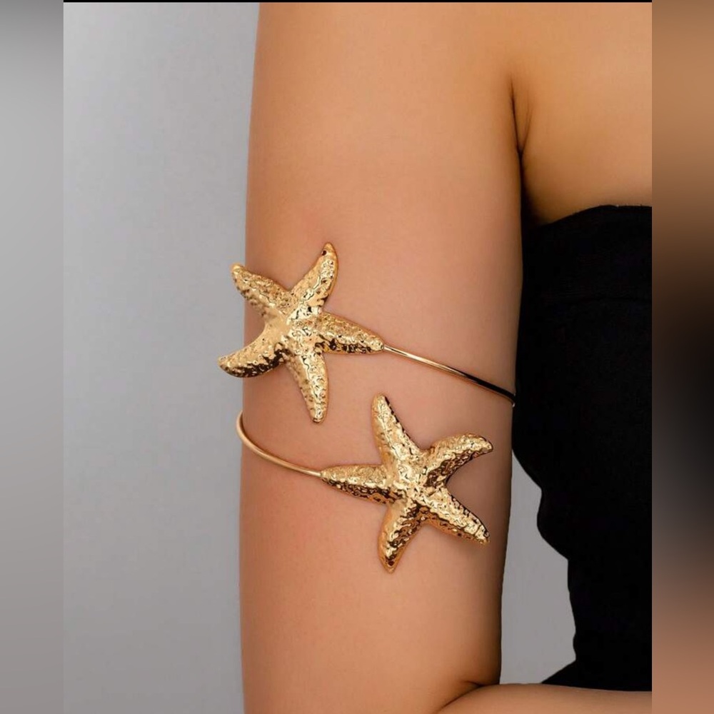 Boutique 9 Gold Starfish Open Bracelet